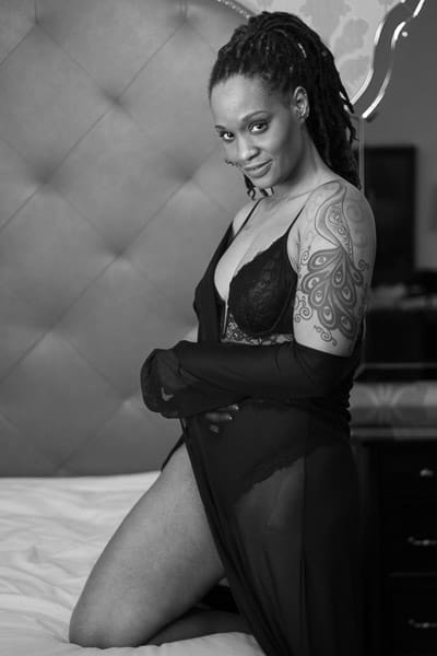 black friday 21 bf24 124-600 by Studio Kate Portrait Design, Noblesville's Boudoir Photographer