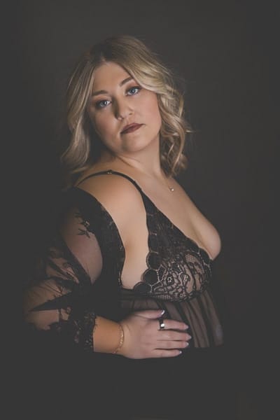 8 A Boudoir Photo Shoot with Madi Madi-247107-600-by-Studio-Kate-Portrait-Design-Noblesville-Boudoir-Photographer.jpg